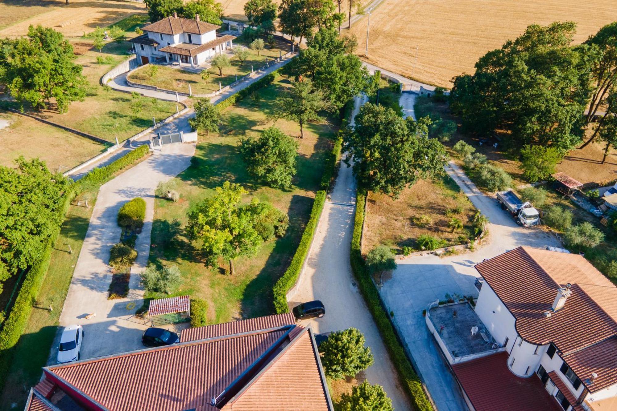 Bed and Breakfast Le Colonne Кассино Экстерьер фото
