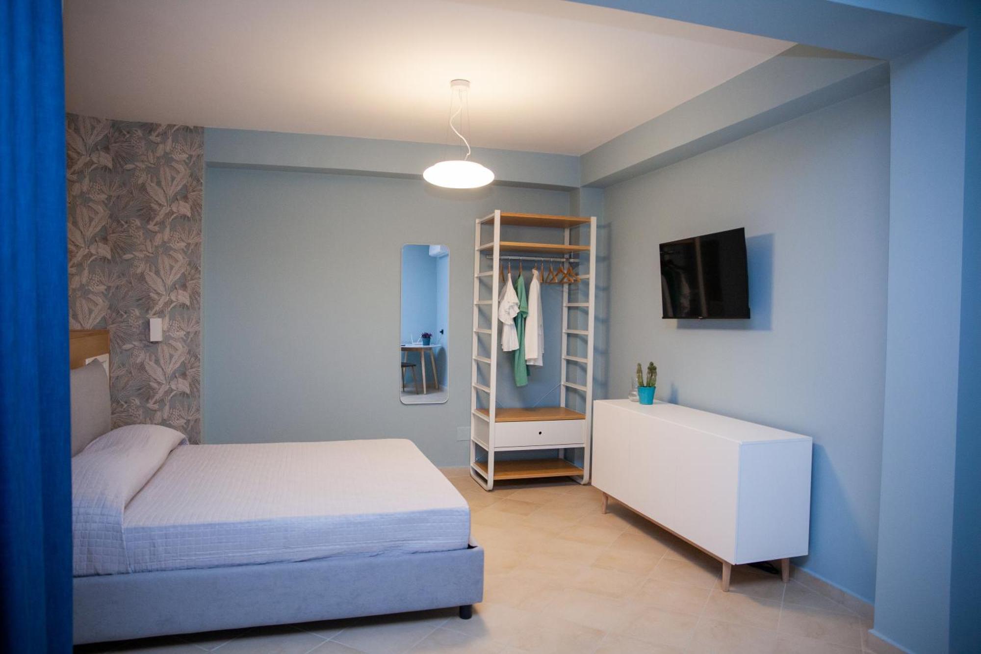 Bed and Breakfast Le Colonne Кассино Экстерьер фото